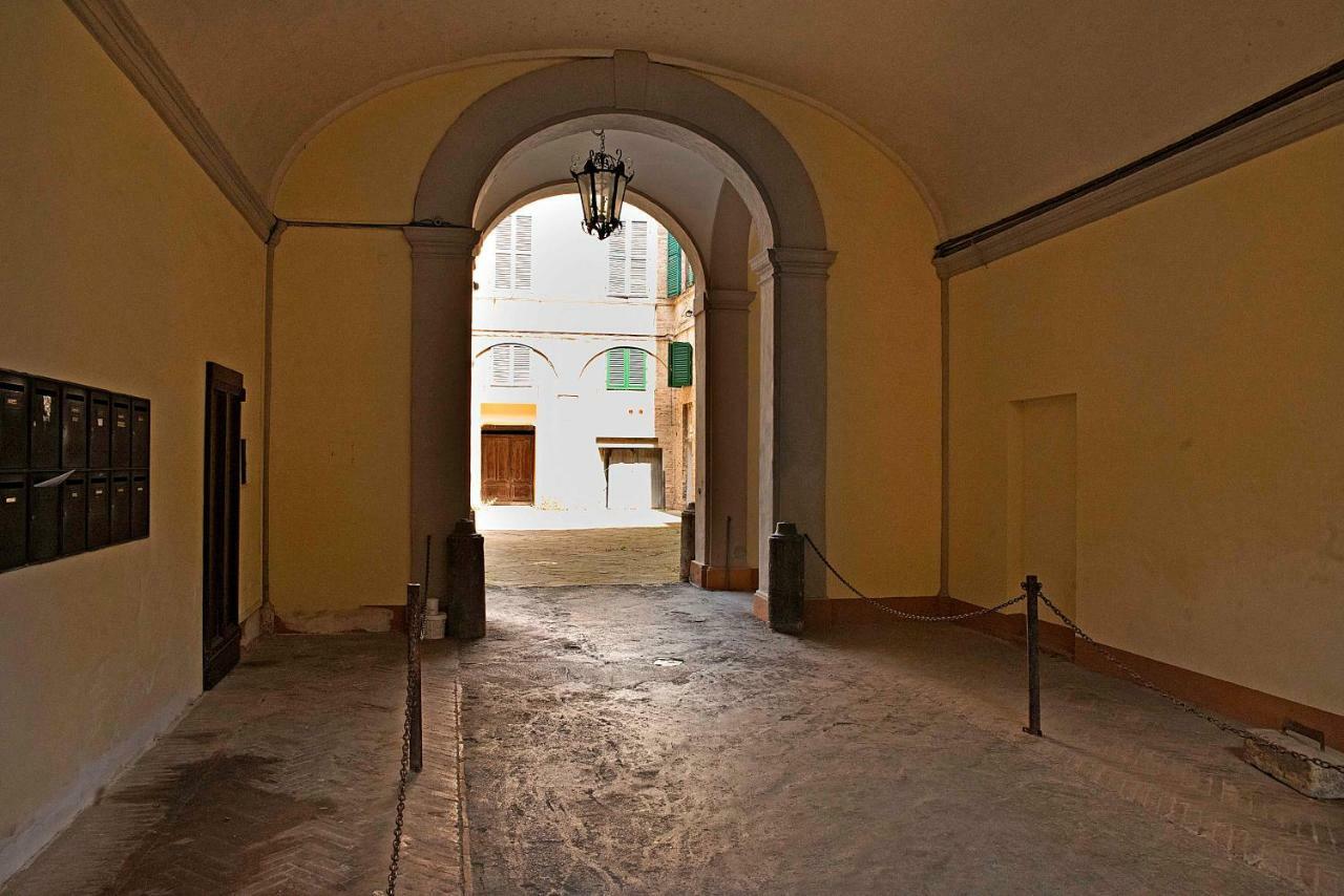 Stilmoderno Nice Apartment In Siena'S Historic Center, Just Steps From Piazza Del Campo 외부 사진